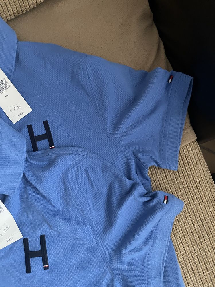 Vând tricouri Tommy Hilfiger, originale , marimea S si L