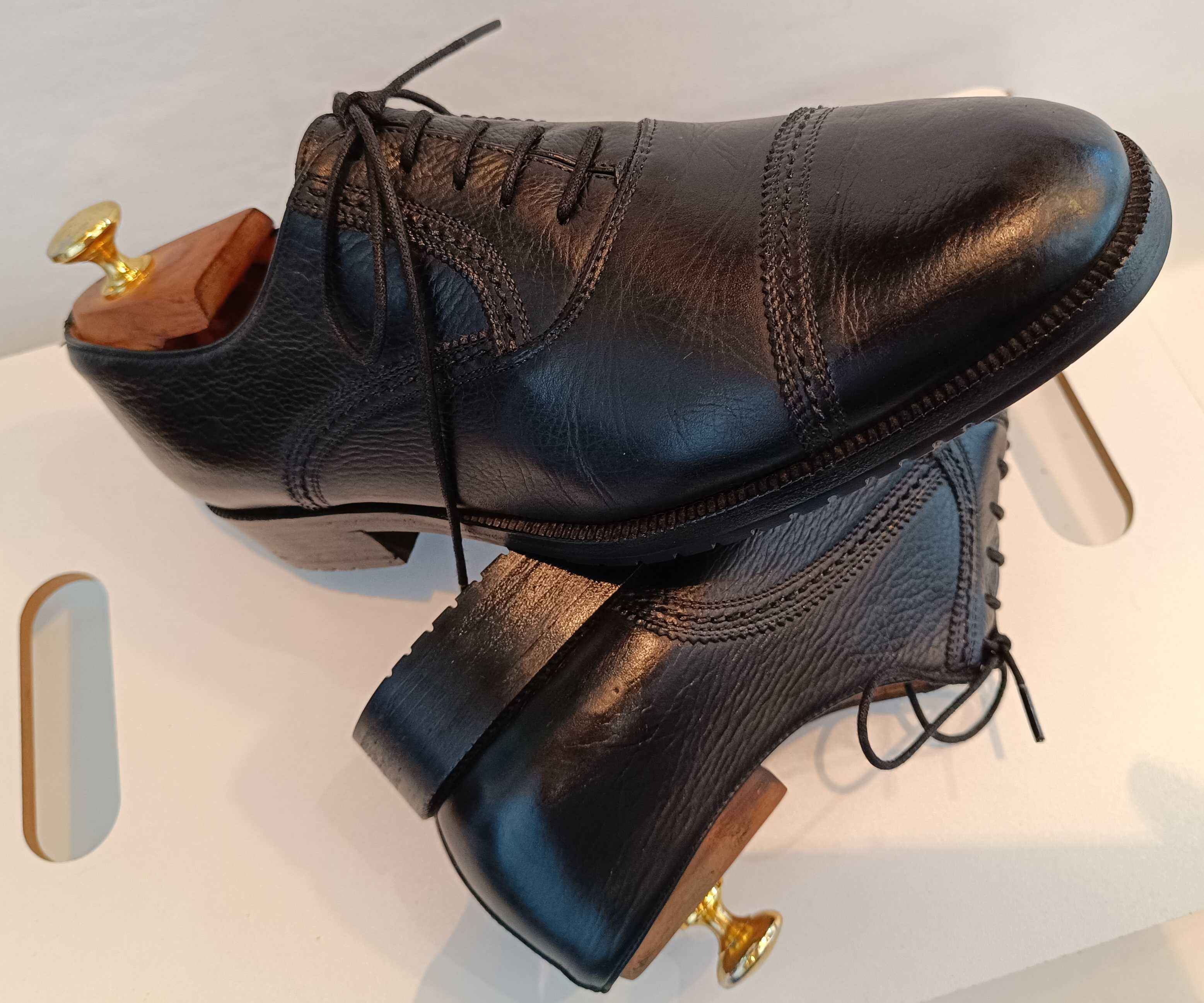 Pantofi oxford 41 41.5 de lux lucrati manual Bruno Magli piele moale