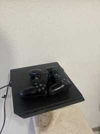 Продам PlayStation 4 slim