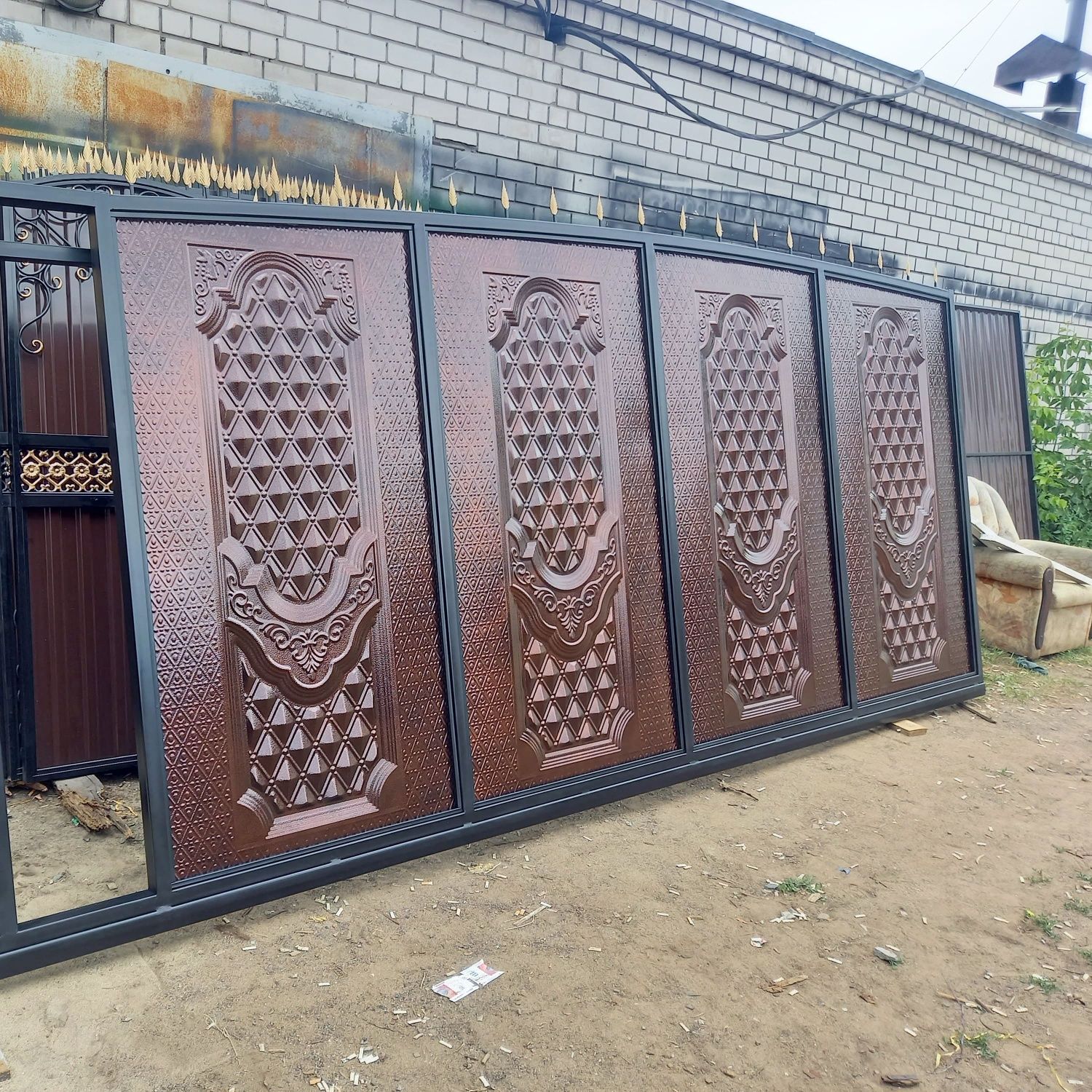 Заборы ворота  металлический изделия