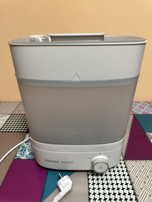 Sterilizator electric si uscator de biberoane Philips Avent Premium