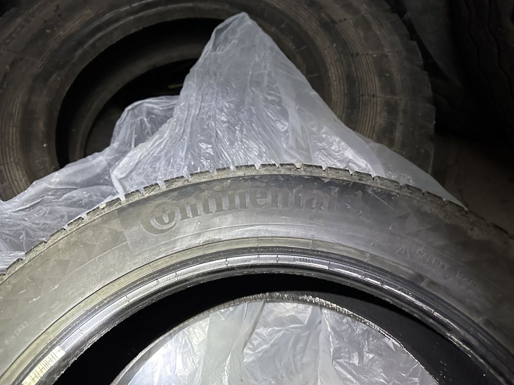 Продам комплект шины липучка CONTINENTAL 255/55 R19 T XL