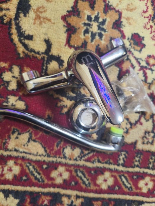 Продам смеситель milardo