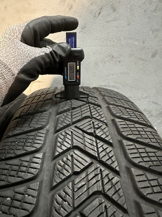Гуми 235/60/18 PIRELLI Scorpion Winter