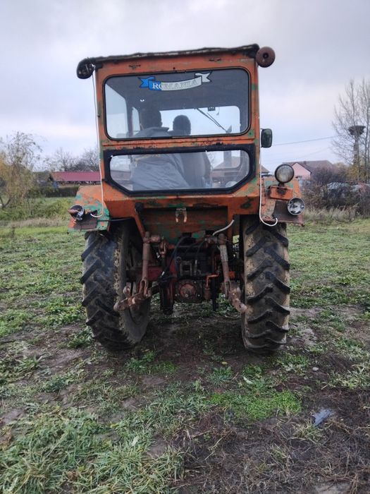 Tractor Universal U650