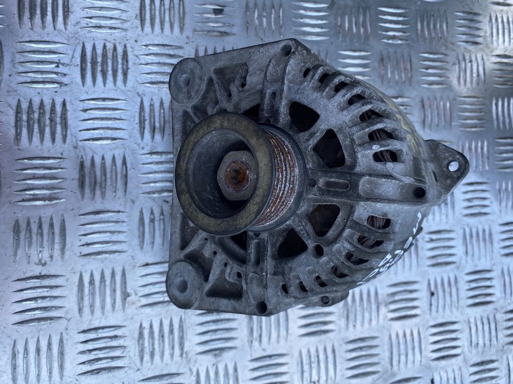 Alternator 110 A Renault Megane II 1,9 dci