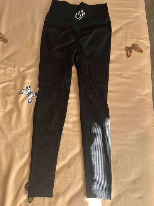 Рипсан уформящ черен клин. В много добро състояние