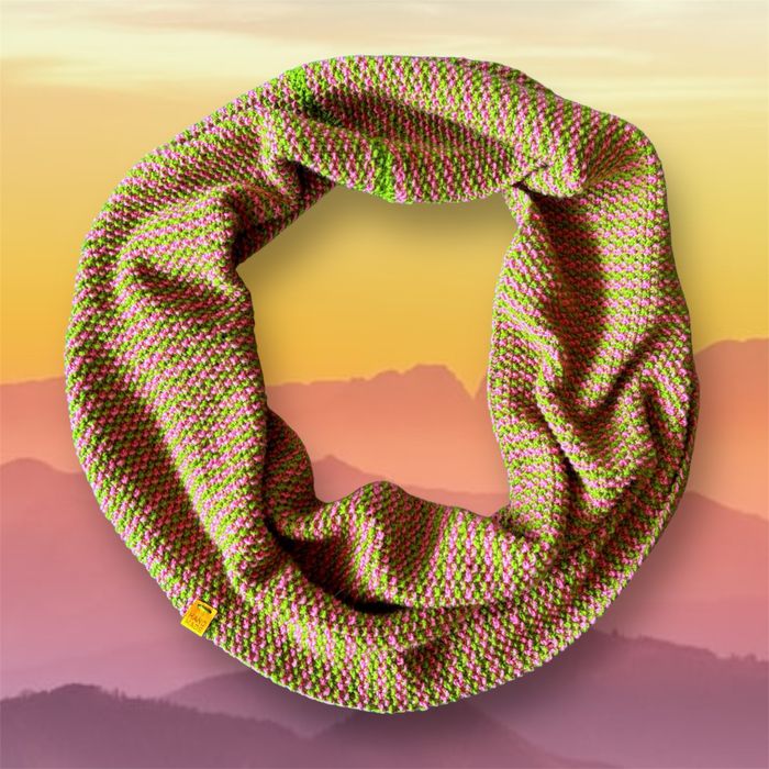 Дамски Handmade инфинити шалове с вълна