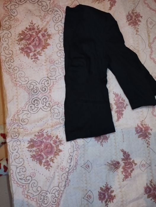 Женский жакет,черного цвета