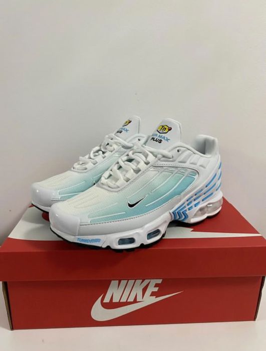 Nike Air Max Plus “Tuned Air” – Model CK6715-100