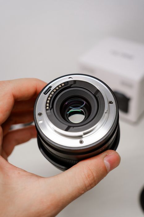Obiectiv VILTROX 40mm F2.5 STM Full Frame Sony E