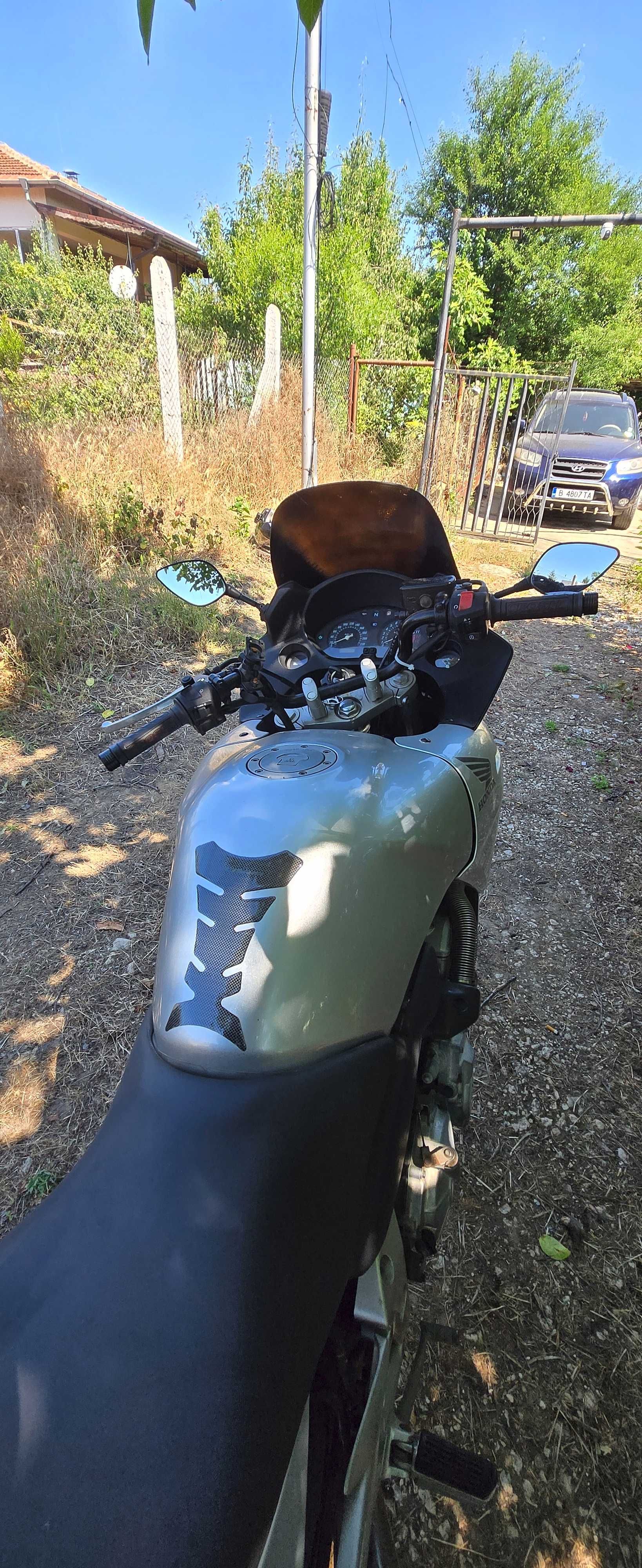Honda cbf600s продава