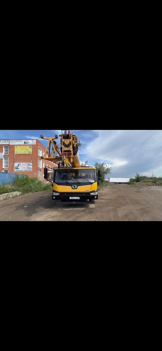 Автокран XCMG 25 тонн