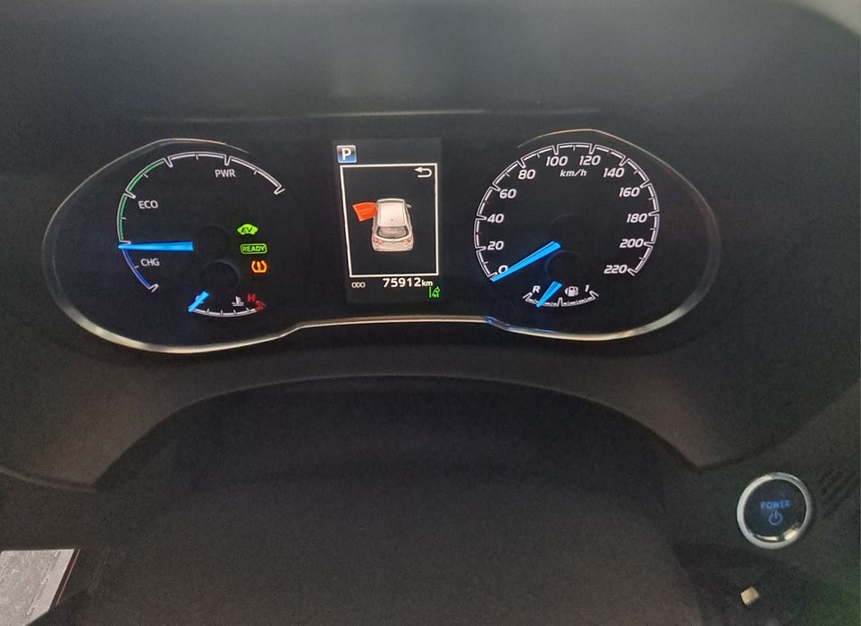 Toyota yaris hybrid active 2018-75930 km- consum redus,fiabilă