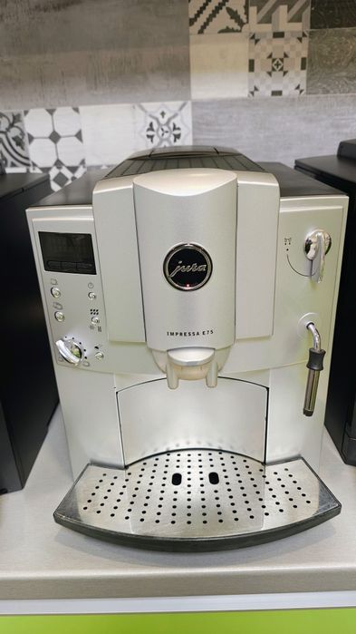 Expresoare* Nivona CafeRomatica *Jura*Bosch*