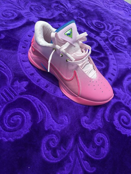 NIKE Pantofi Sport LEBRON XXII SN în culoare roz, noi!