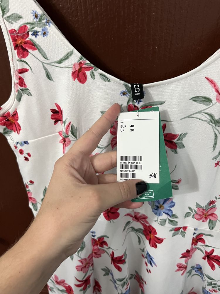 Продам платье H&M ,брала в Германии, ни раз не одевалось , размер 48