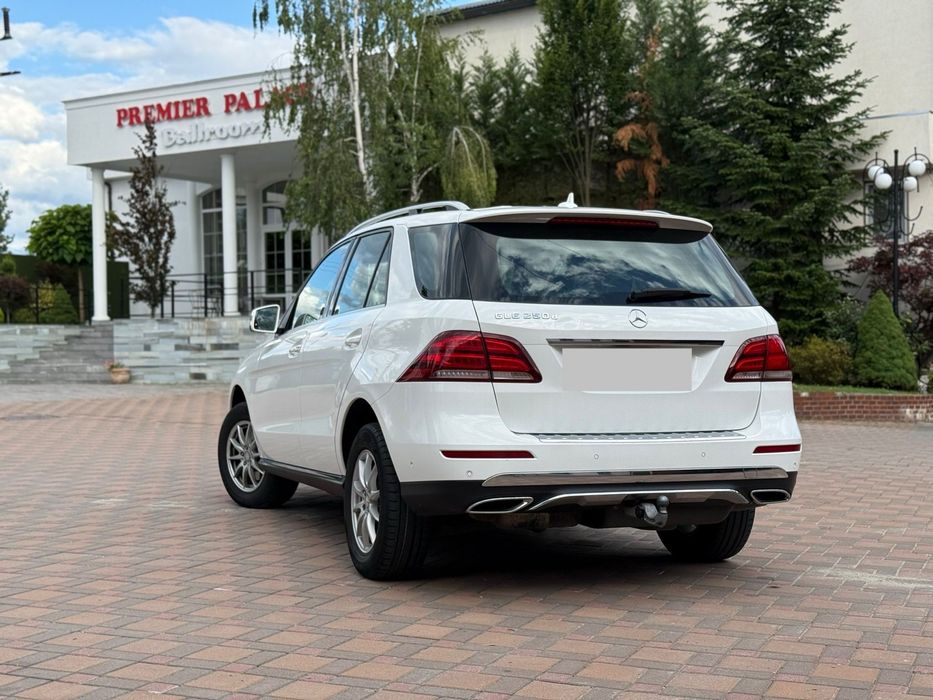 Mercedes Benz GLE250 D 2016