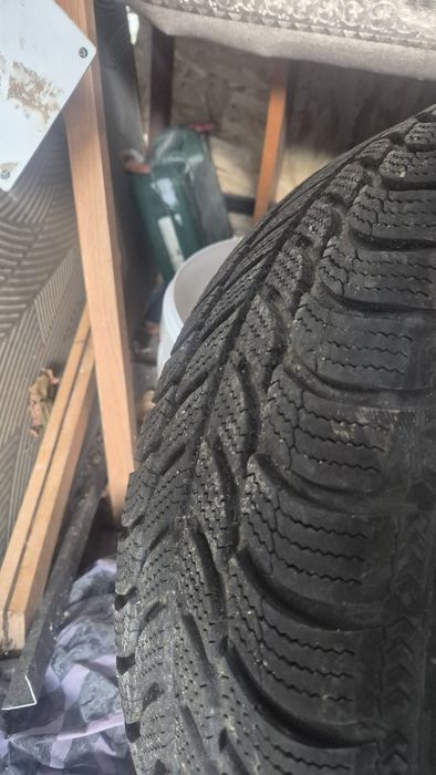 Vând jante 195/65 R15