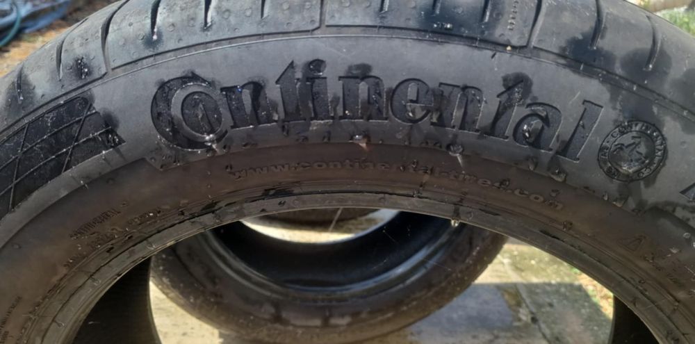 Vând cauciucuri- Continental 225 60 18