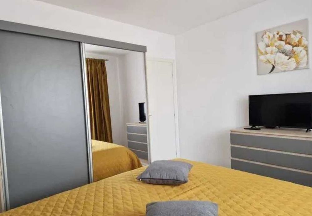 Дава се под наем Двустаен апартамент в Пловдив, Южен - 60 кв.м за 285.6 € - Снимка #1