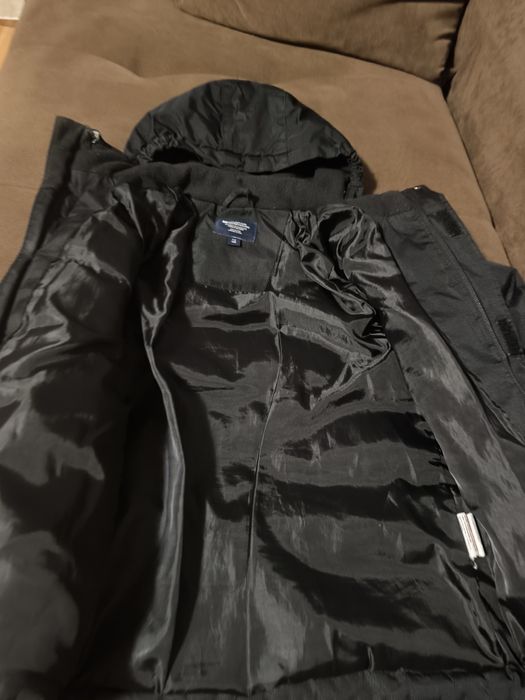 Geaca iarna Mountain warehouse 7-8 ani