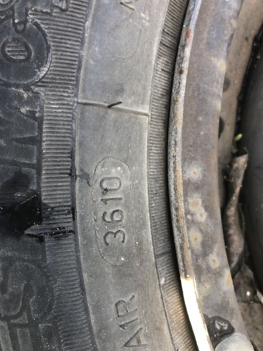 Roti iarna tabla originale Vw Polo Skoda fabia 185 60 14 iarna tabla