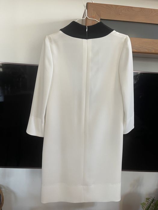 Официална рокля-Escada