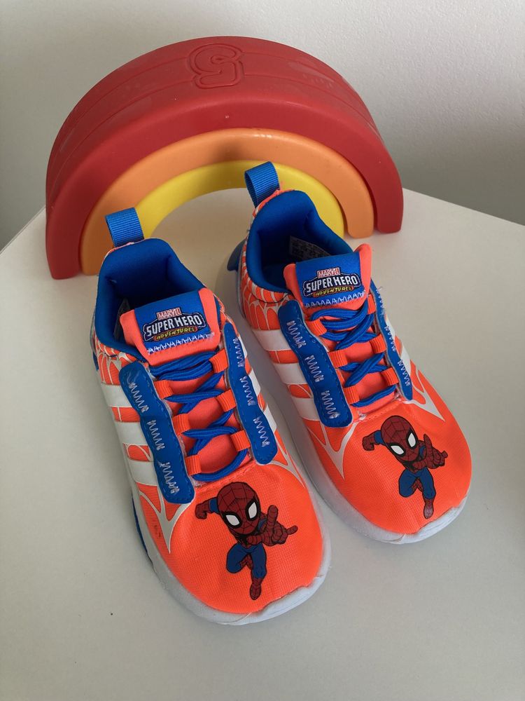 Adidasi Adidas Marvel Super Hero Spiderman marime 22 ca NOI