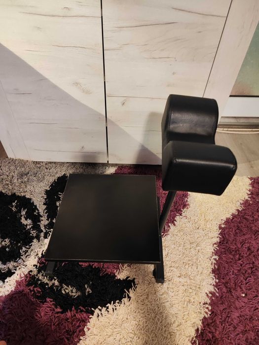 Стойка за педикюр