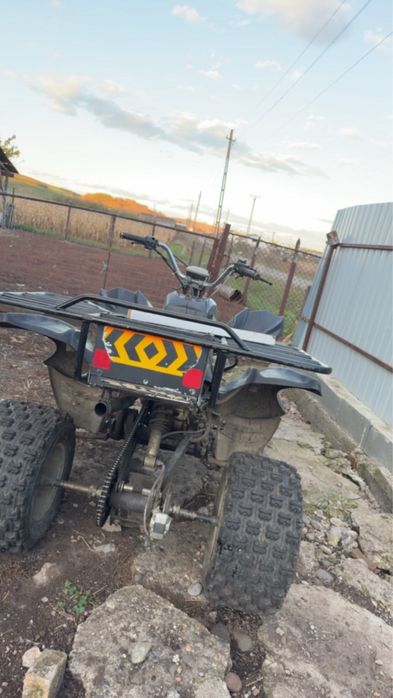 Se vinde sau fac schimb atv 300