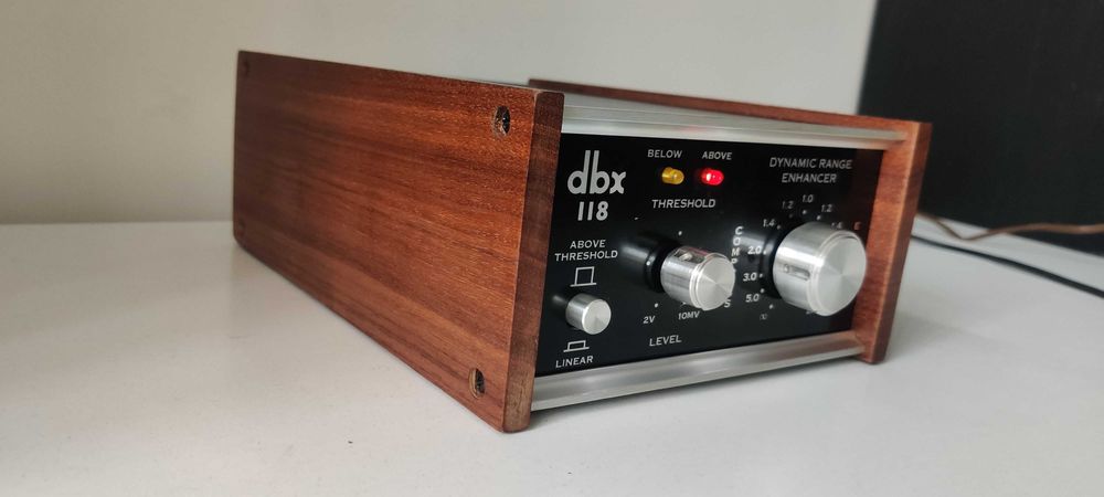 DBX 118 dynamic enhancer expand compress limit threshol USA mixer