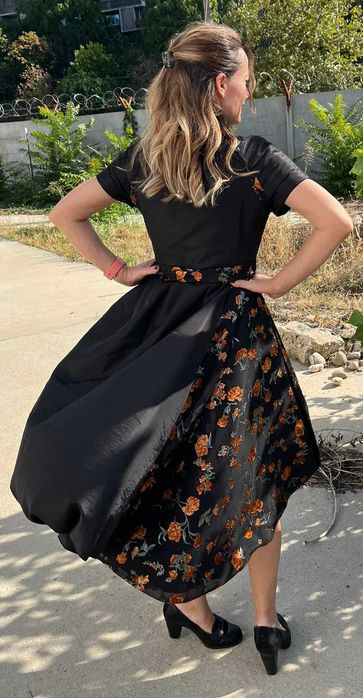 Rochita unicat Amaryllis creatoare Cristina Cernei