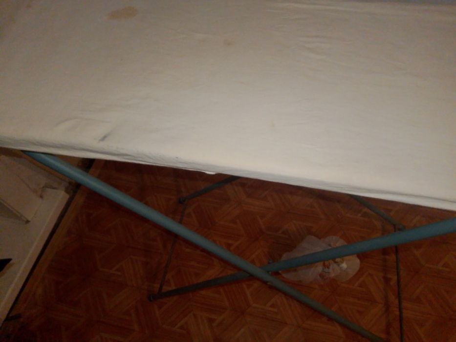 Продам гладильную доску,советского производства