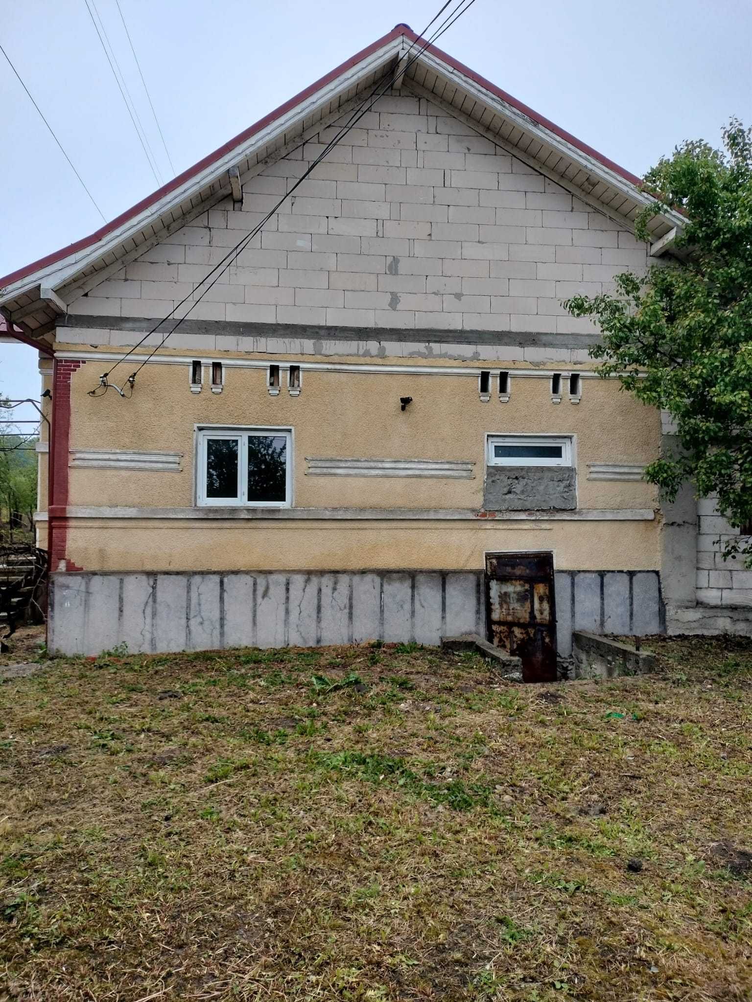Casa cu teren, Oras Berbesti, Valcea
