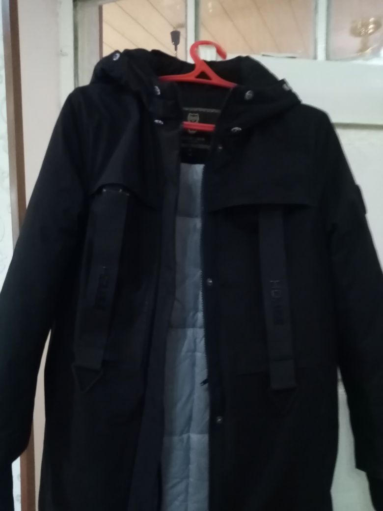 Куртка пуховик женская размер 46