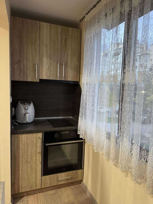 Собственик продава двустаен панелен апартамент след основен ремонт