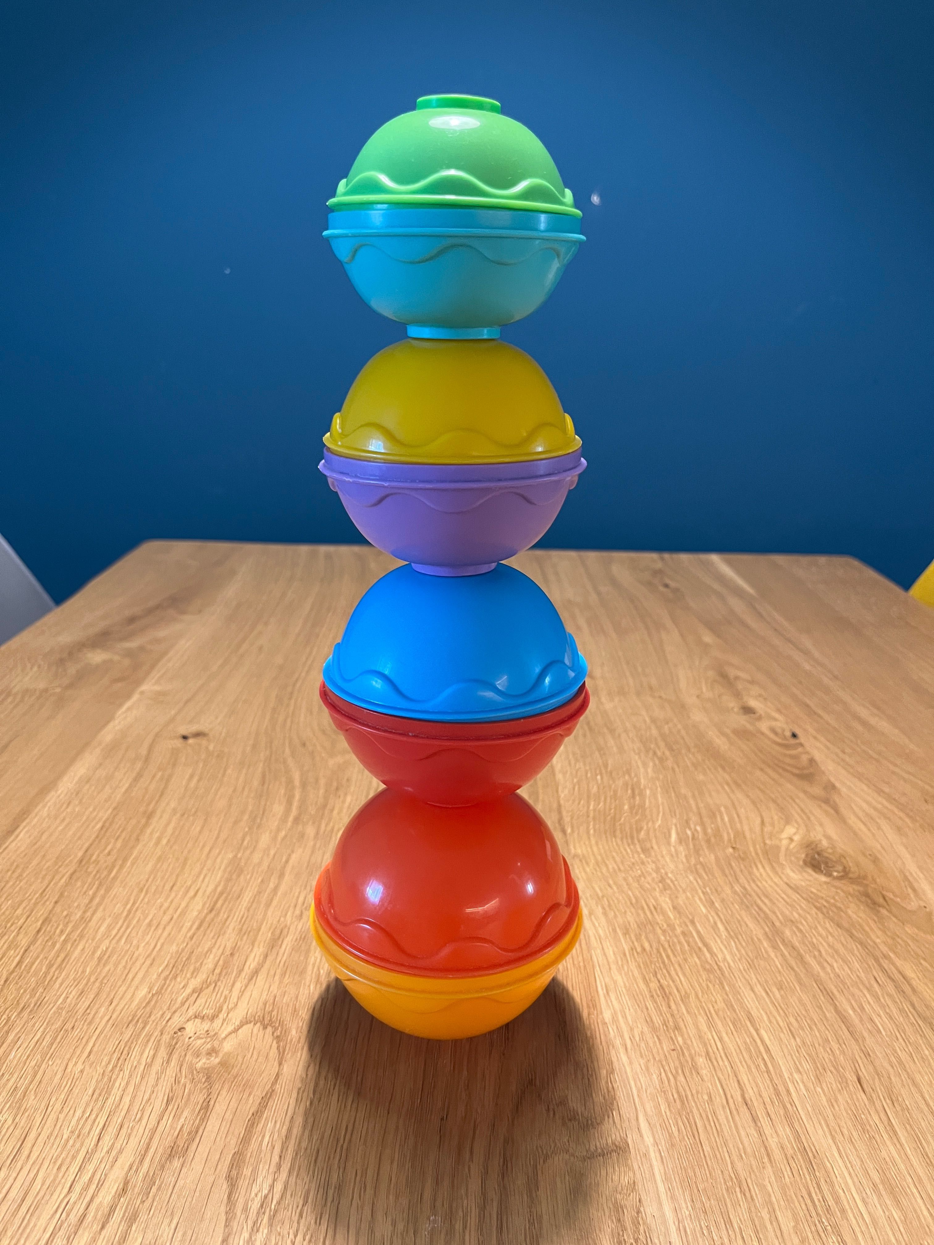 Бебешки играчки 6-12м