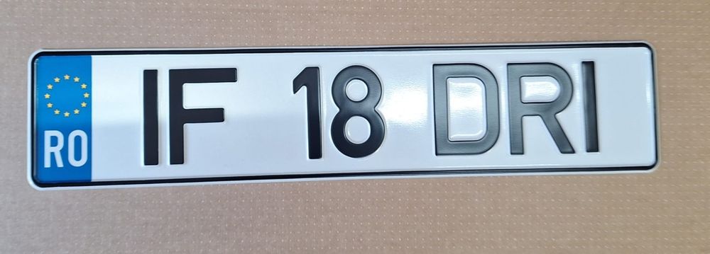 Placute auto numere auto personalizate ornamentale