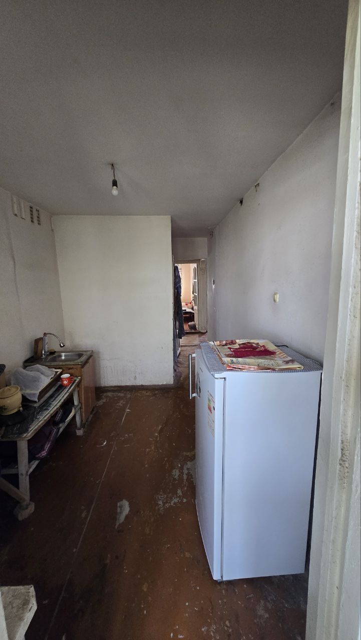 Квартира Срочна Сотилади 4-хона 4-этаж 100м² кв.Ор Шарк-1 Моника