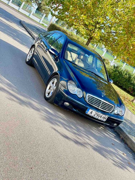 Mercedes-Benz C270
