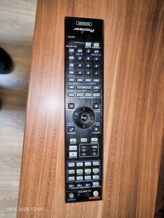 Продавам ресивър Pioneer SC-2024-K 240w x 7ch на 4 ома