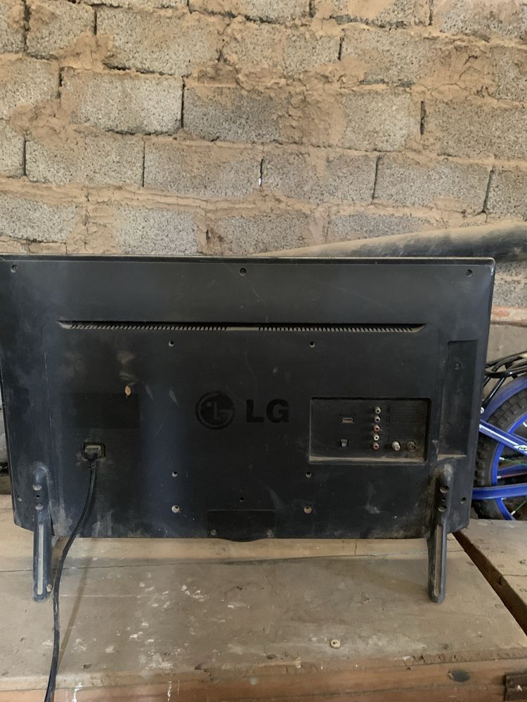 Продается телевизор LG не работает экран
