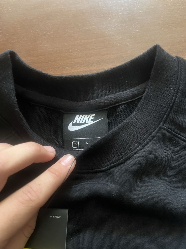 Блуза NIKE worldtour рядка размер S