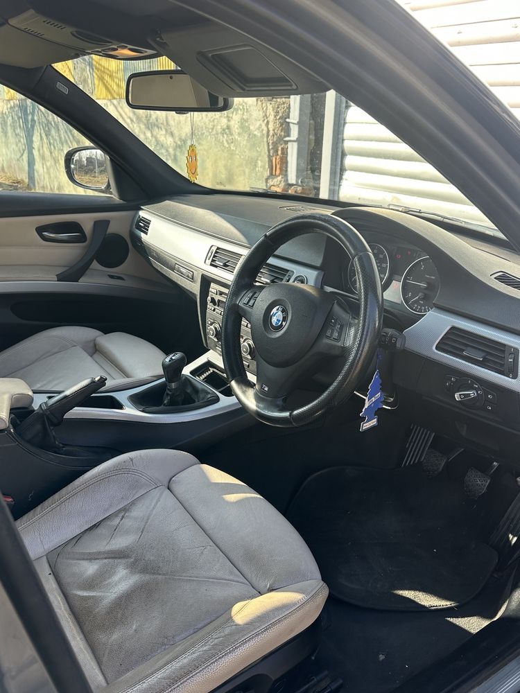 Piese BMW E90 Seria 3 LCI Facelift M pachet paket 2.0 diesel 184cp e5