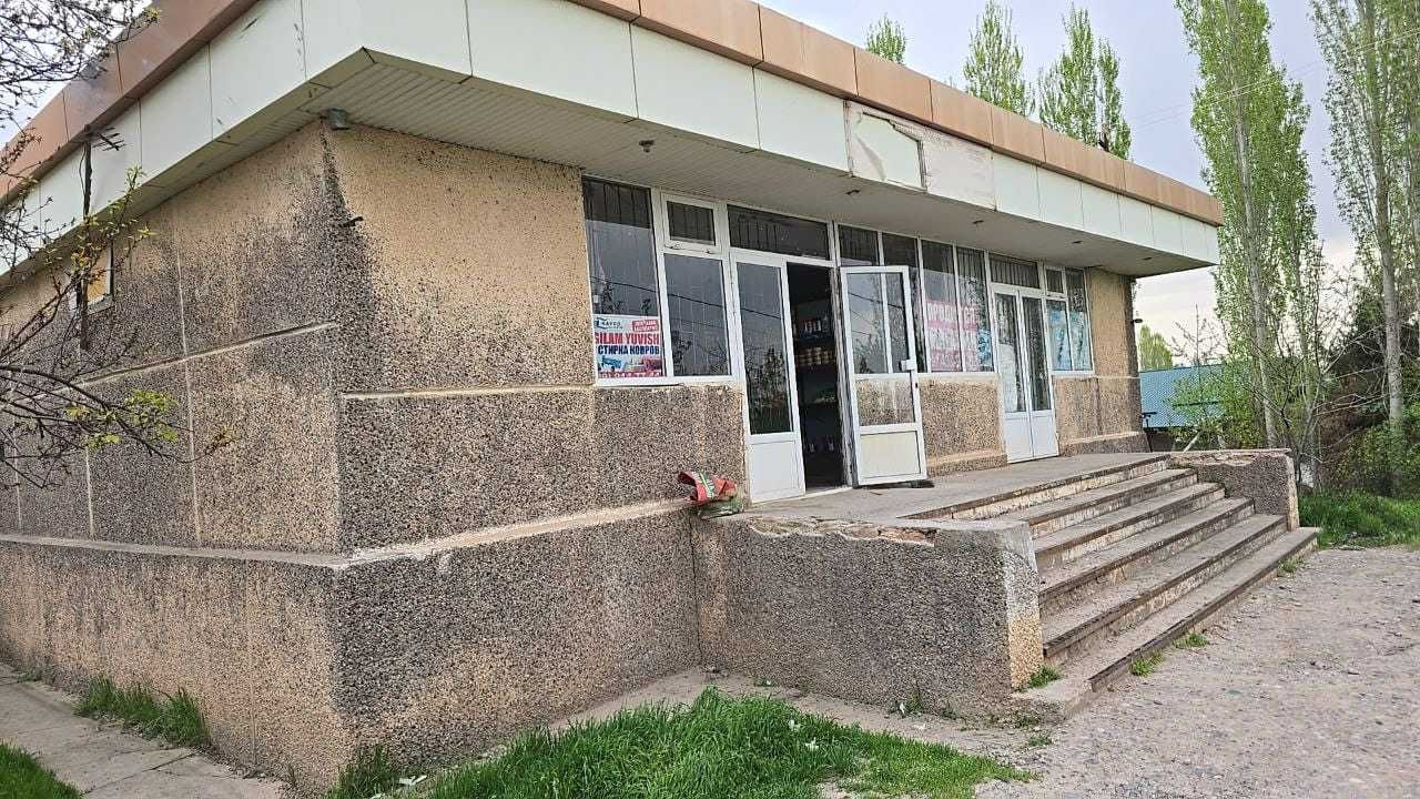 Магазин сотилади 11 сотих ери билан