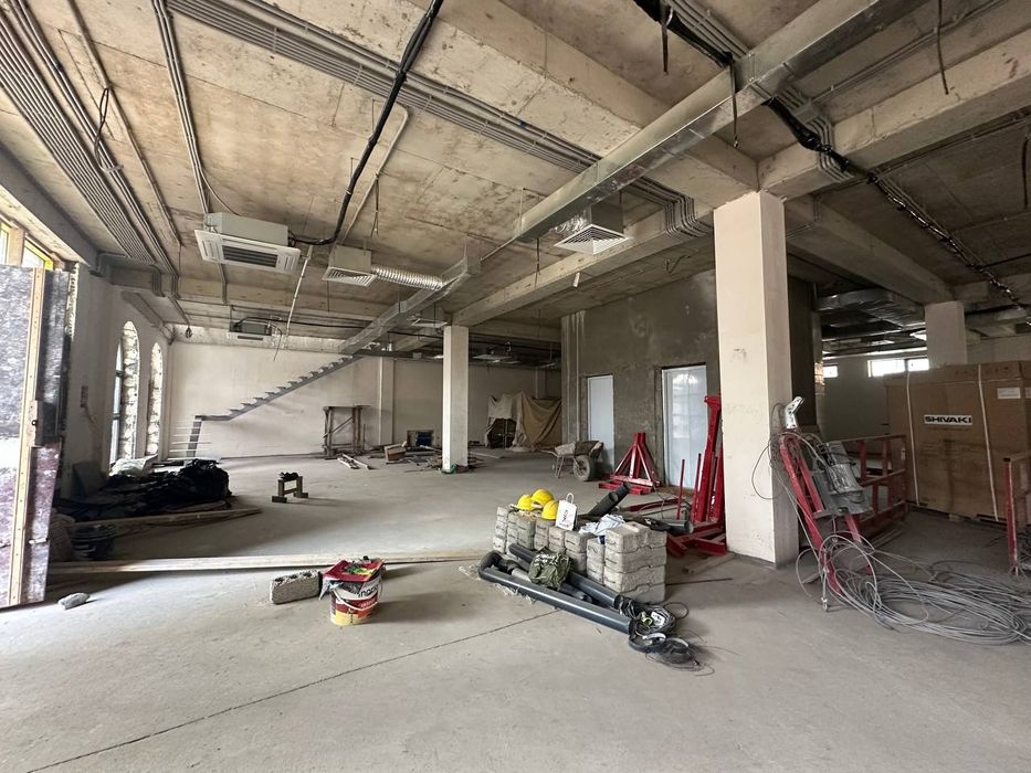 Продается здание под офис, клинику, учебный центр 2400 м2 Глинка