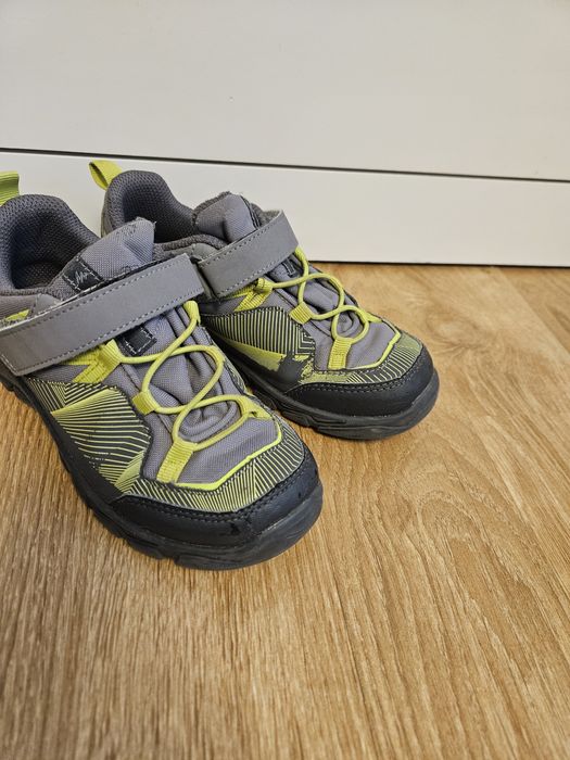 Adidasi drumetie copii