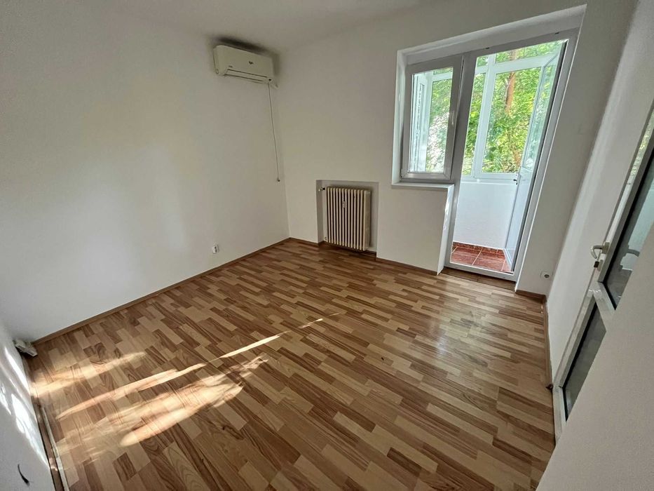 Garsonieră Baba Novac – langa metrou și parc