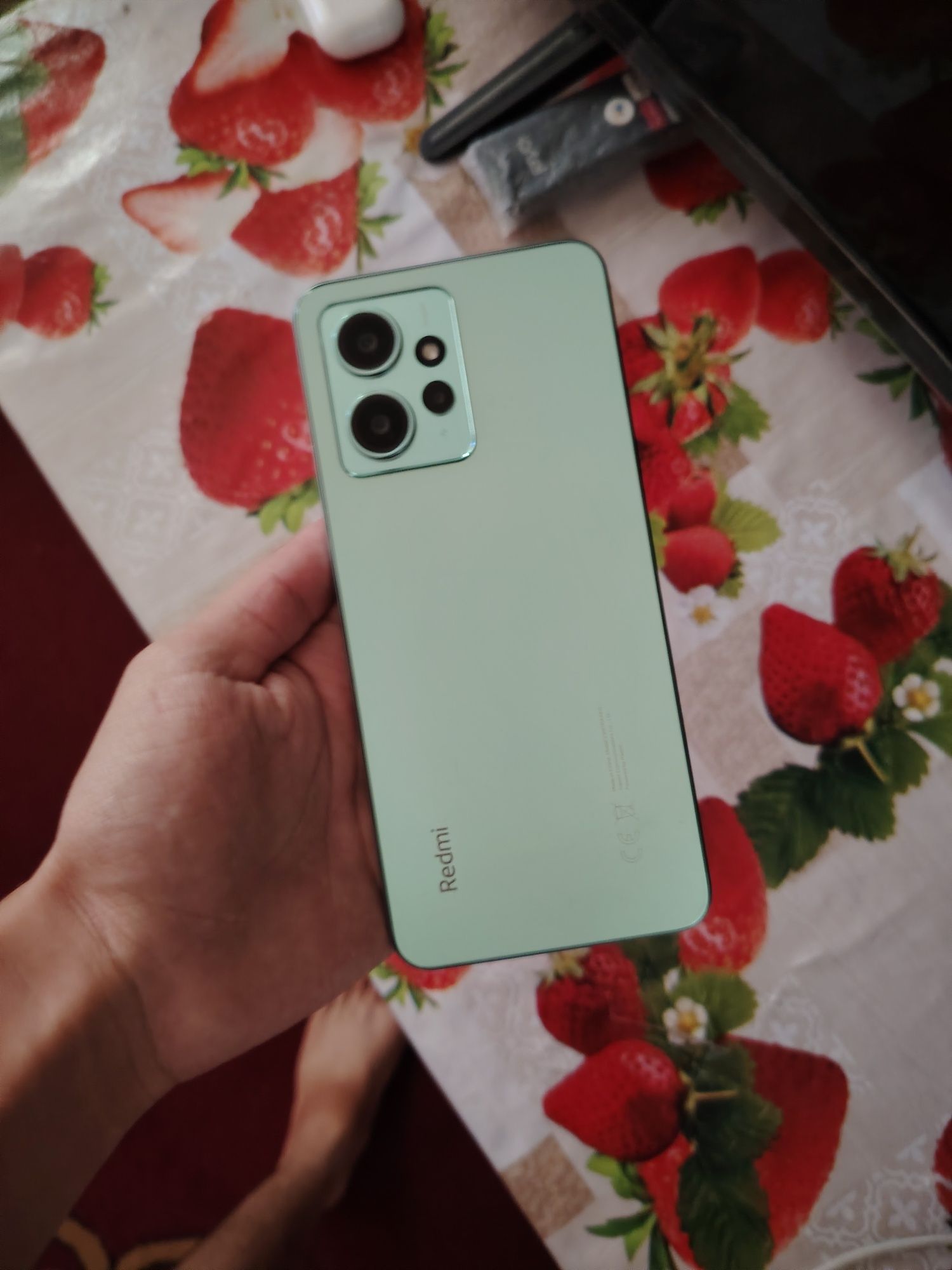 Redmi note 12 8+8/256 sotiladi